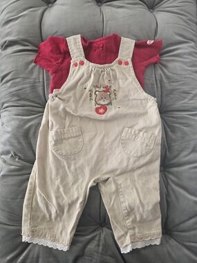 Vintage Toddler Girl Beige Bear Overall Scalloped & Pooh Red One Piece Set* 6-9m